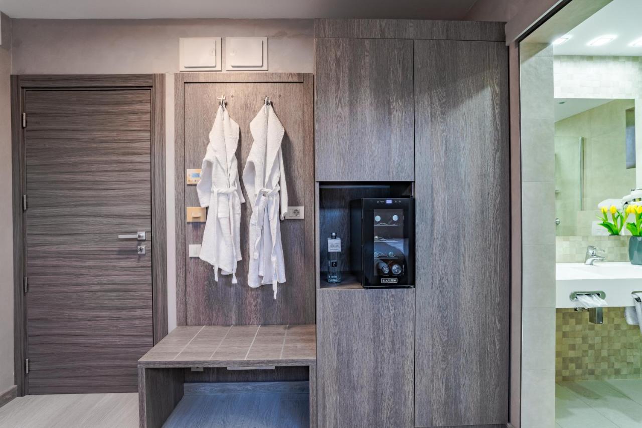 Hotel Eden Garden Spa Campulung Moldovenesc Bagian luar foto